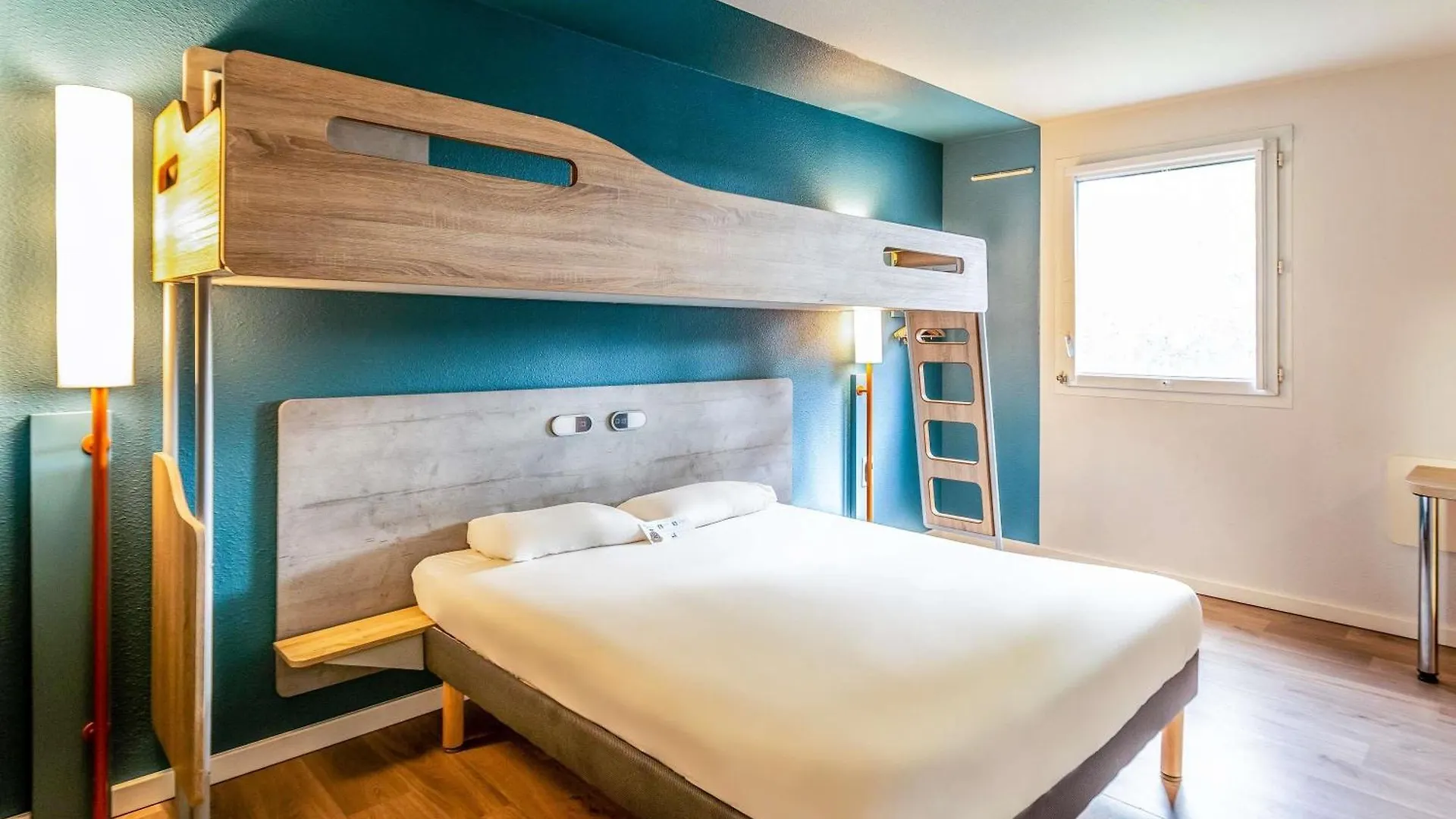 Ibis Budget Pertuis Portes Du Luberon 法国